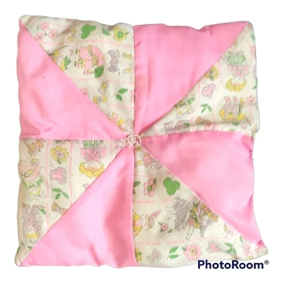 Vintage handmade child's quilt and matching pillow pink and print - Picture 7 of 12